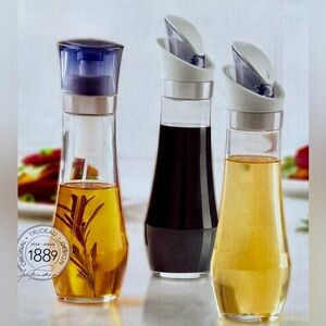 Trudeau 3-Piece Bottles Oil and Vinegar Spray Set Auto Close Lid Kitchen New
